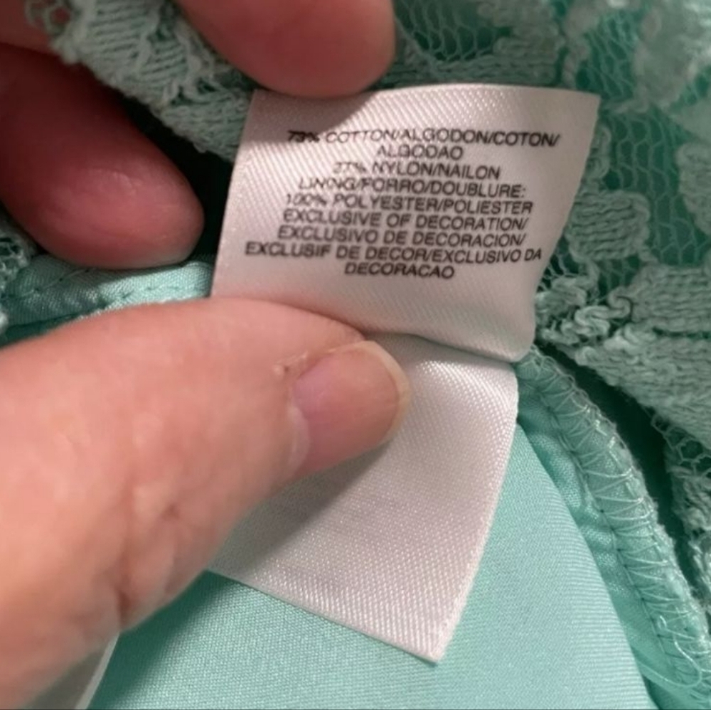 Jones Studio Tank Top - Picture 5 of 5